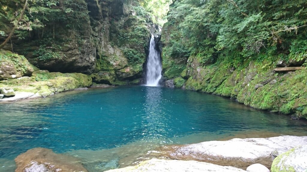 Where Earth Breathes: Exploring the Steaming Landscapes of Oita Prefecture