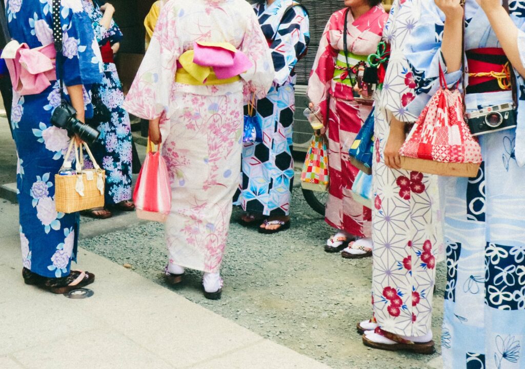 Best Yukata & Kimono for Japan Summer Festivals 2026: What to Wear for Hanabi and Matsuri Best Yukata & Kimono for Japan Summer Festivals 2026: What to Wear for Hanabi and Matsuri