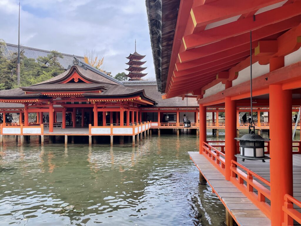 Japan’s 15 Most Inspiring World Heritage Sites, Chosen by Japanese Travelers - Part 2 (Ranks 6–10) Japan’s 15 Most Inspiring World Heritage Sites, Chosen by Japanese Travelers - Part 2 (Ranks 6–10)